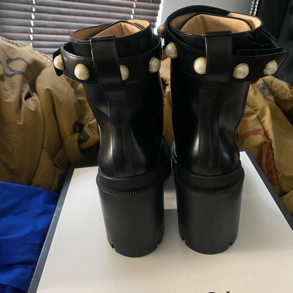 Gucci boots 9.5 - Picture 3 of 4